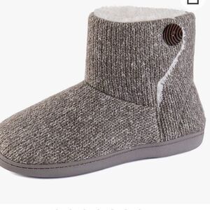 ULTRAIDEAS Women's Camber Fleece Bootie Slipper with Memory Foam M Light Grey